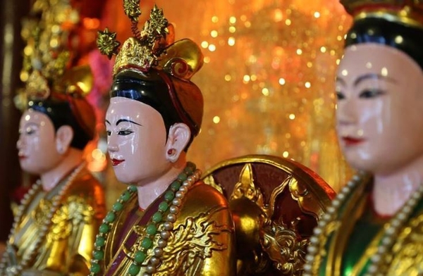 Thờ tứ vị thánh Mẫu trong tín ngưỡng thờ Tứ phủ ở Việt Nam