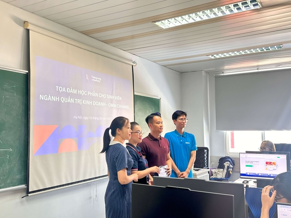 Sapo đồng hành cùng “Lớp mô phỏng kinh doanh” tại Đại học Thăng Long