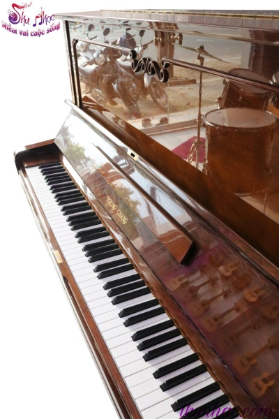 PIANO CƠ YOUNG CHANG U131 - THU NHẠC