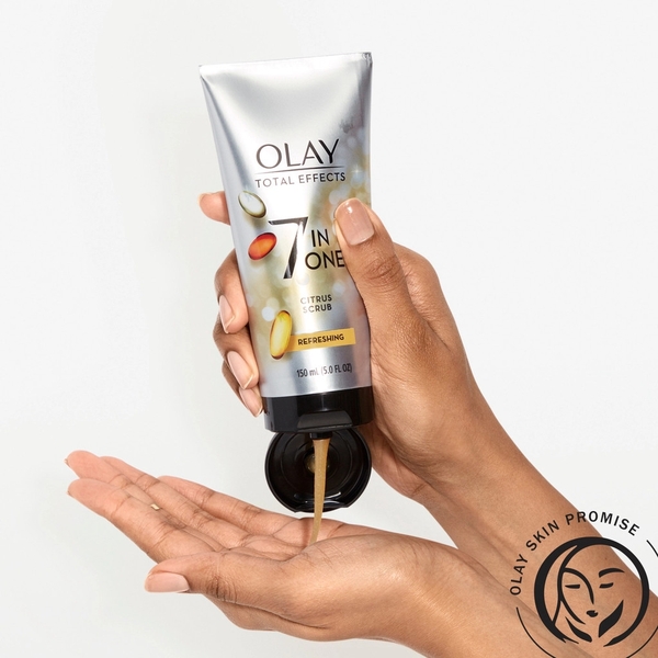 Sữa rửa mặt Olay