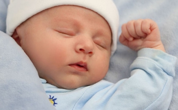Sản phẩm giúp bé ăn ngon ngủ ngon: So sánh các dòng sản phẩm