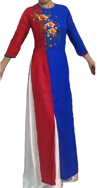 cs1-ao-dai-truyen-thong-nu-xanh-do