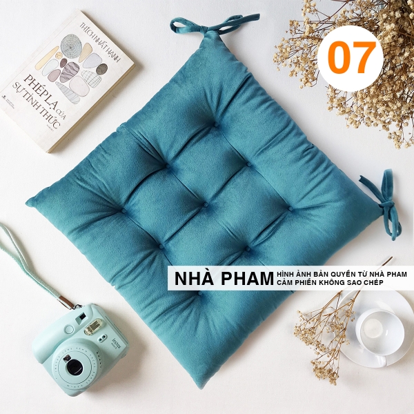 ĐỆM VUÔNG VẢI NHUNG 50CM - HÌNH 07