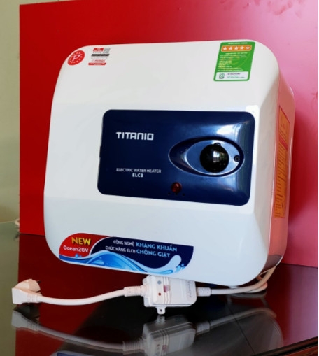 Bình nước nóng V15 TITANIO