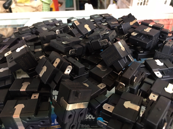 Cửa hàng bán Rơ ne tủ lạnh Hitachi chính hãng - Sửa tại nhà