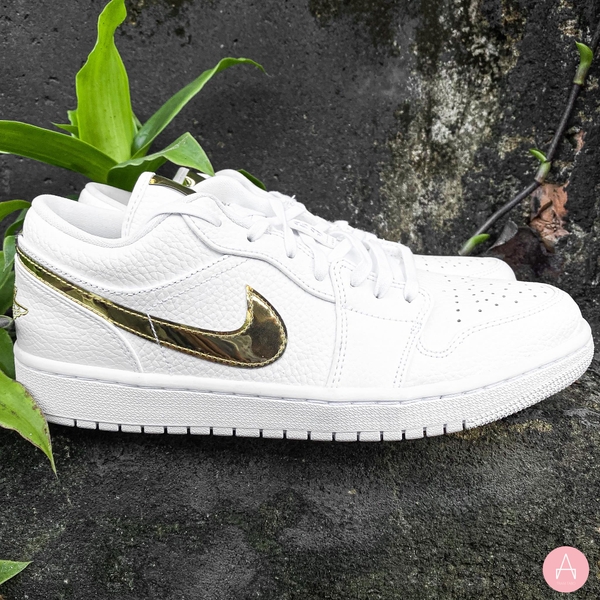 [CZ4776-100] W AIR JORDAN 1 LOW METALLIC GOLD WHITE/GOLD