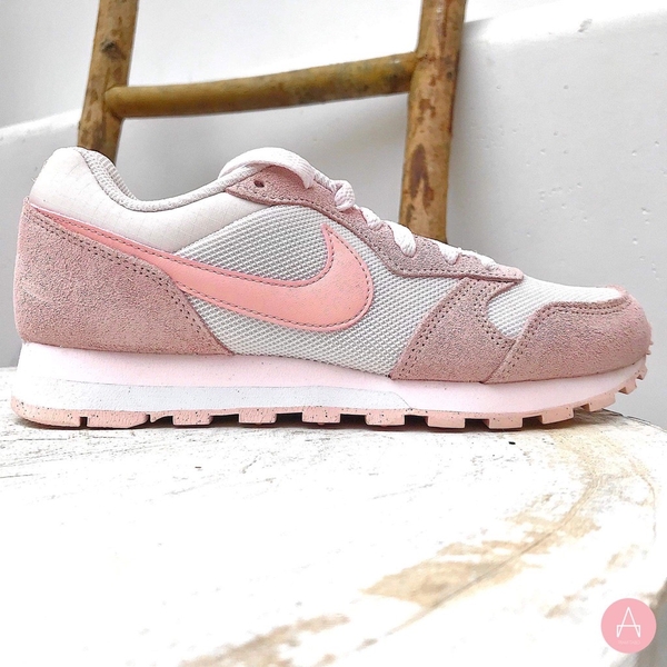 [749869-604] W NIKE MD RUNNER 2 SOFT PINK