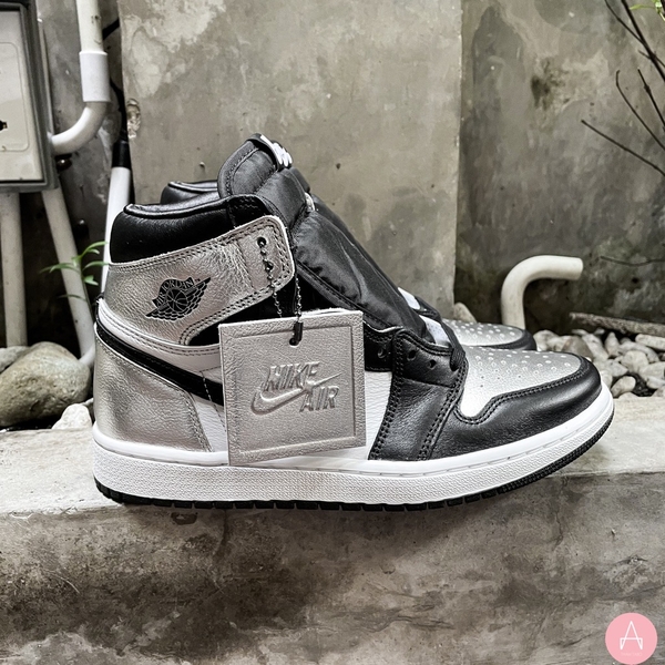 [CD0461-001] W AIR JORDAN 1 RETRO HIGH OG SILVER TOE 