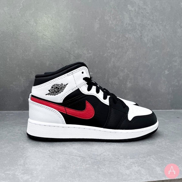 [554725-075] K AIR JORDAN 1 MID BLACK CHILE RED WHITE