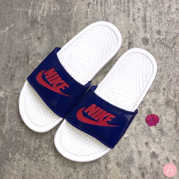 [343881-111] W NIKE BENASSI JDI WHITE UNIVERSITY RED ROYAL BLUE