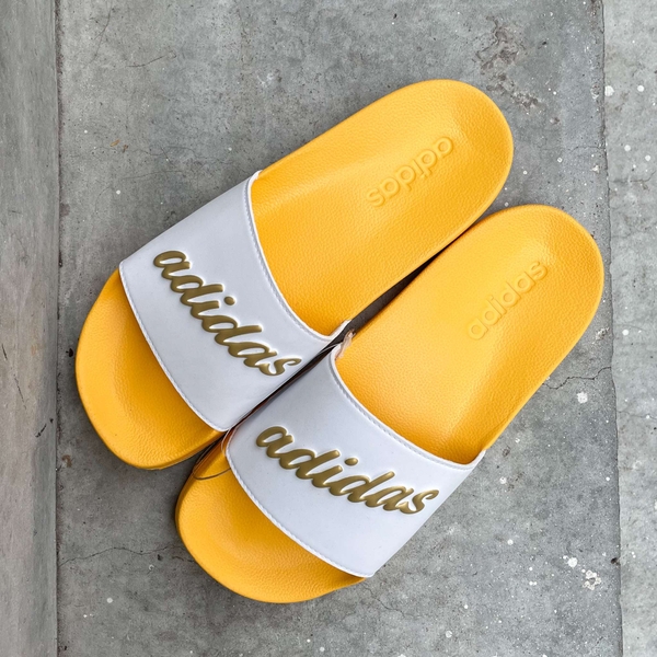 [GZ5931] W ADIDAS ADILETTE SHOWER SLIDES CLOUD WHITE/GOLD METALLIC/BOLD GOLD