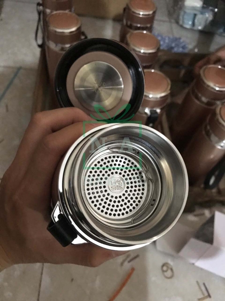 bình giữ nhiệt kim loại 1 lít.