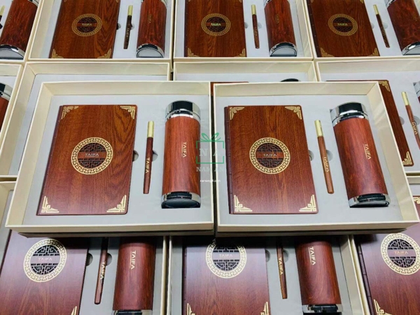 BỘ QUÀ TẶNG BẰNG GỖ