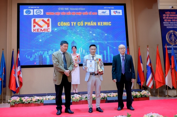 Lễ tôn vinh Thương hiệu tiêu biểu hội nhập Quốc tế 2023 | kemic