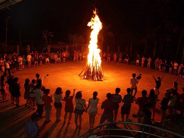 CÁCH CHỤP ẢNH VỚI 