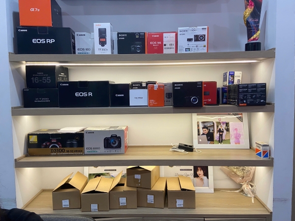 Nên Mua Máy Ảnh Canon, Sony, Nikon Ở Đâu Hà Nội? Địa Chỉ Uy Tín Cho Mọi Nhu Cầu