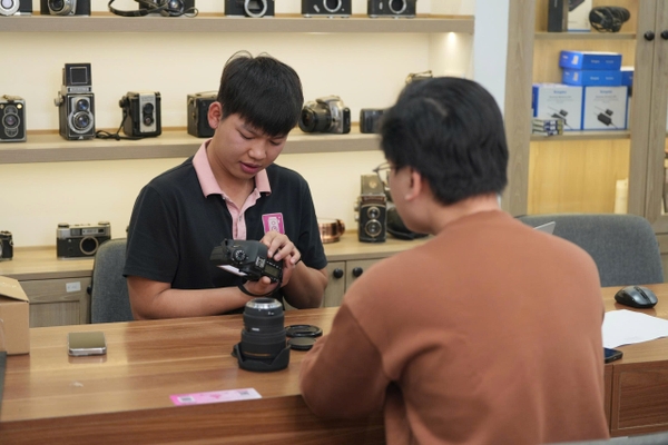 Máy Ảnh Cũ Hà Nội 