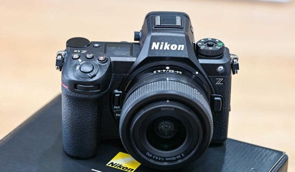 Máy Ảnh Nikon Z6 III