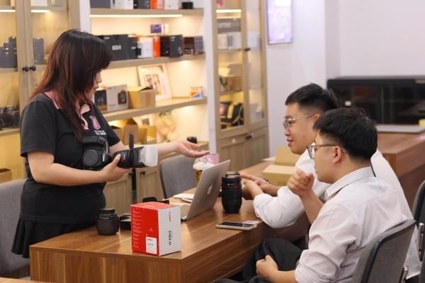 Máy ảnh cũ Hà Nội