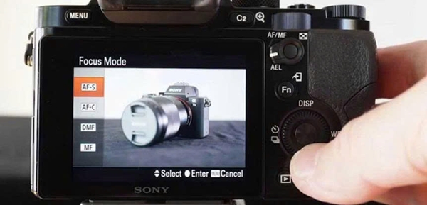 máy ảnh Sony