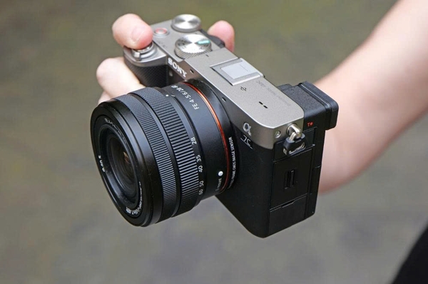 máy ảnh Sony