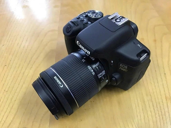 Máy ảnh Canon giá rẻ