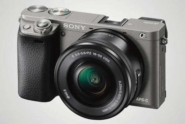 Mua Máy Ảnh Sony Cũ A6000, A6400 – Có Đáng Đầu Tư Năm 2026?