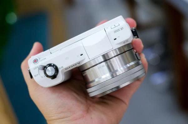  Máy Ảnh Cũ Nhỏ Gọn