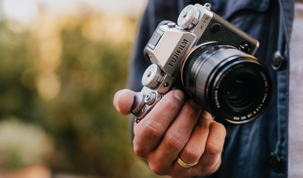 Gợi Ý Máy Ảnh Cho "Phượt Thủ