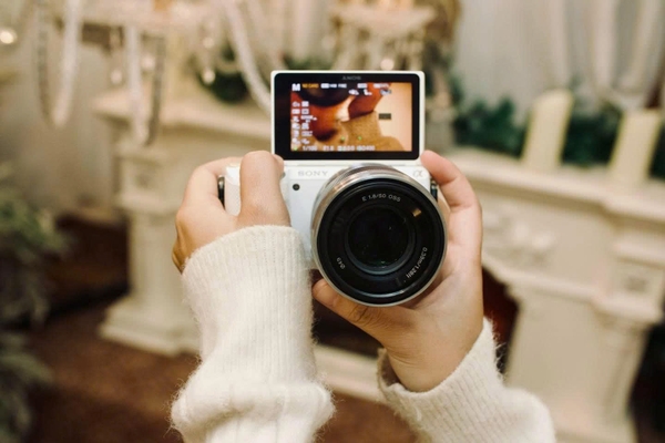 Mẫu Máy Ảnh Dành Riêng Cho Phái Nữ