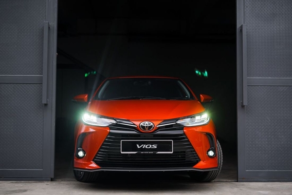 Hướng dẫn điều chỉnh đèn pha ô tô, chi tiết chỉnh đèn ô tô Vios | Toyota Okayama Đà Nẵng