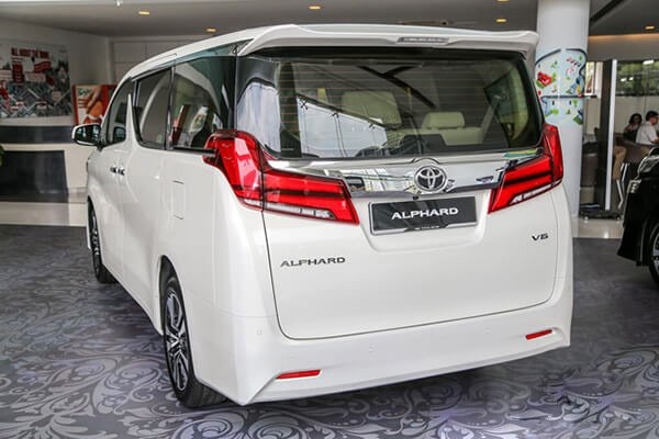 Toyota alphard luxury 2020 gây ấn tượng cả về diện mạo và tiện nghi, động cơ