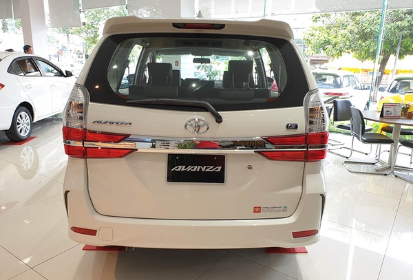 Đuôi xe Toyota Avanza Đà Nẵng không có sự thay đổi lớn