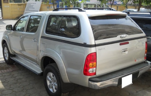 Phụ kiện nắp thùng cao cho xe Hilux