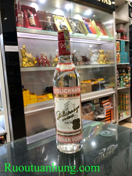 Vodka Stolichnaya - dung tích 700ml