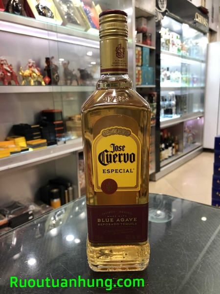 Tequila Jose Cuervo - dung tích 750ml
