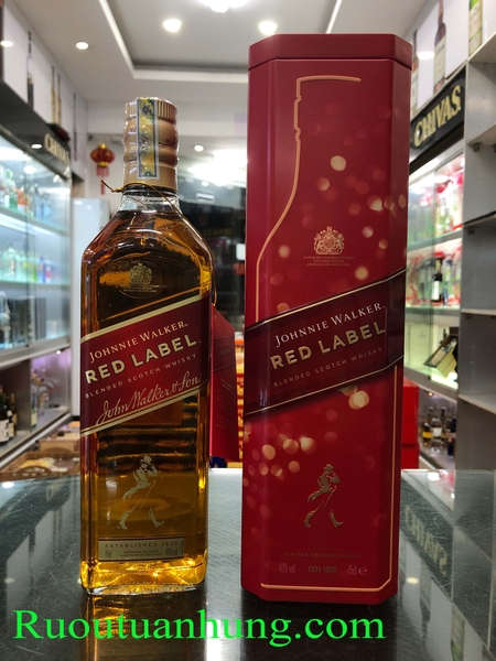 Johnnie Walker Red Label Phiên bản hộp sắt F21 - dung tích 750ml