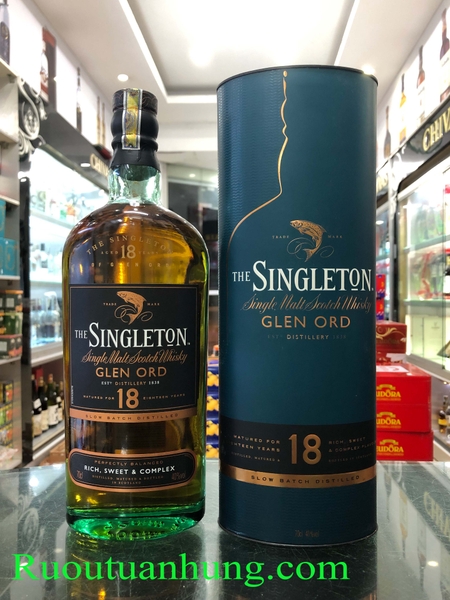 Singleton 18 hộp ống tròn - dung tích 700ml