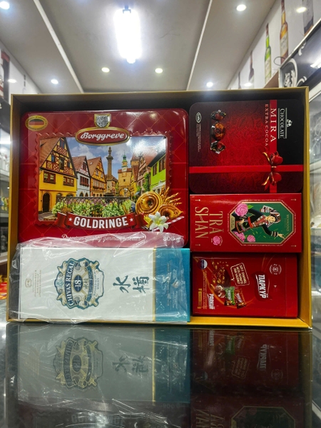 Hộp quà Tết