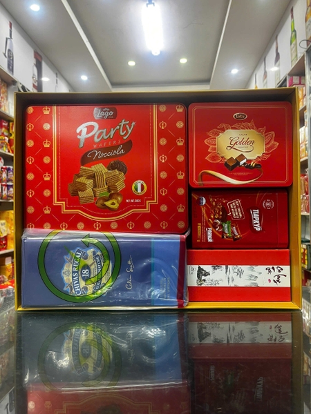 Hộp quà Tết