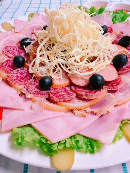 Thịt nguội tổng hợp