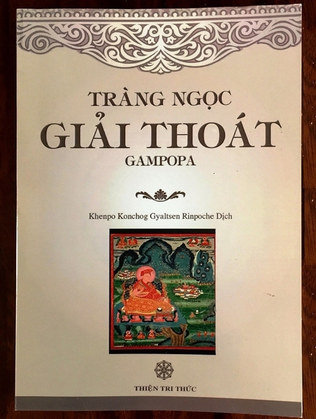 TRÀNG NGỌC GIẢI THOÁT