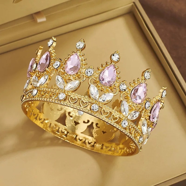 Vương miện VÀNG đính đá  - hồng (đk 8.2cm x cao 4.5cm).