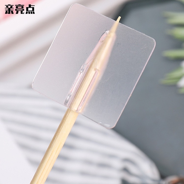 Tấm gắn bảng
