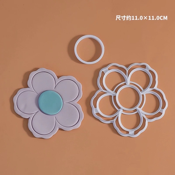 Khuôn nhấn hình bông hoa 5 cánh (đk 11cm).