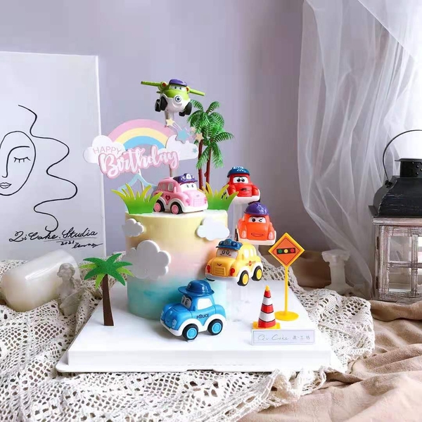 Set 6 ô tô hoạt hình đội mũ (nhựa đẹp).