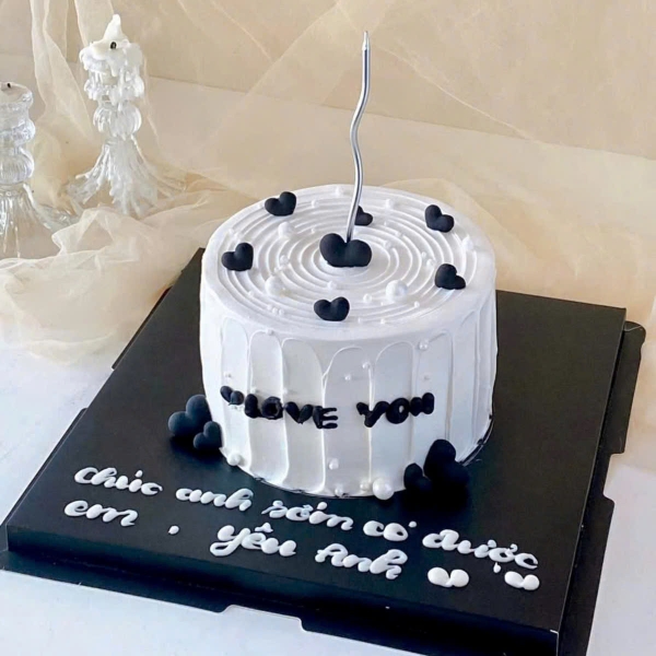 Hộp mica đế đen - 28X28X25cm.