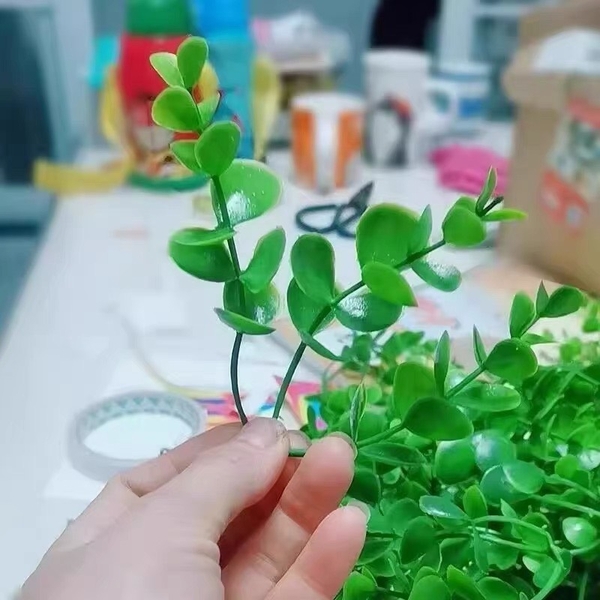 200gam cỏ tai chuột (nhựa).