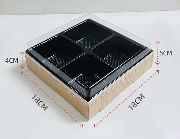 Set 10 hộp 4 ngăn có khay nhựa (vỏ màu vân gỗ) size 18cm x 18cm x 6cm.