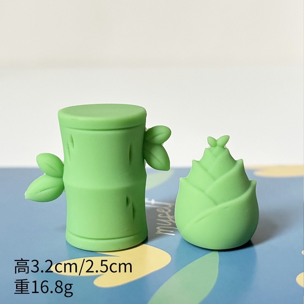 Tượng silicon-cây trúc và búp măng.